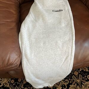 Comfrt storm cloud sweatpants size M NWOT.